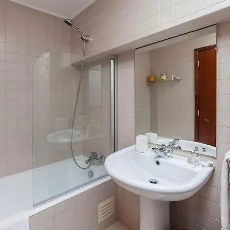 Le Chien Noir Centre * Porto