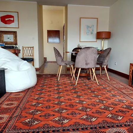 Le Chien Noir Centre Oporto