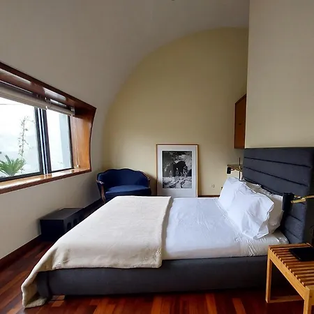 Le Chien Noir Centre Apartment